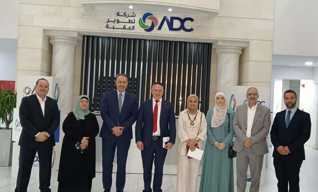 لجنة العمل النيابية تنهي جولتها الميدانية في العقبة