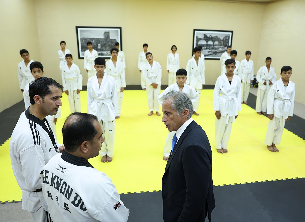 رئيس الوزراء يتفقد عدداً من المواقع في المفرق والبادية الشَّماليَّة ضمن جولاته الميدانية التفقدية