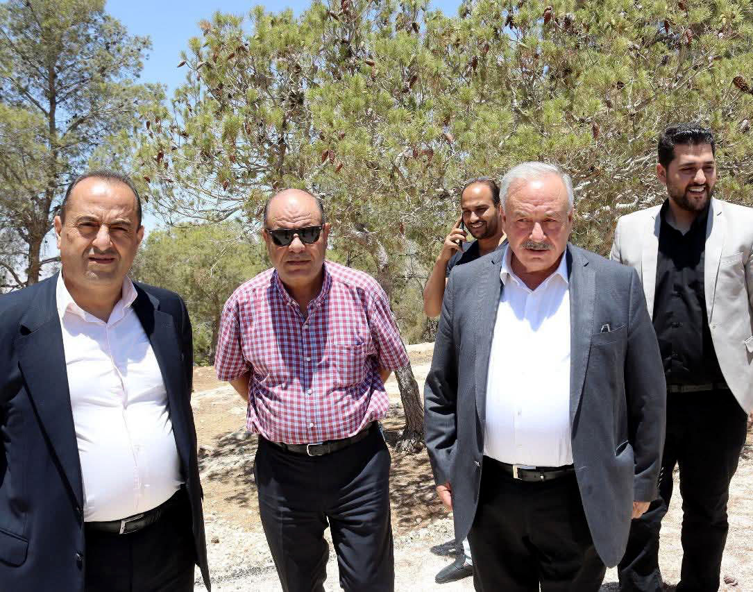 رئيس لجنة بلدية مادبا الكبرى يتفقد سير العمل في المشاريع الخدمية والتنموية