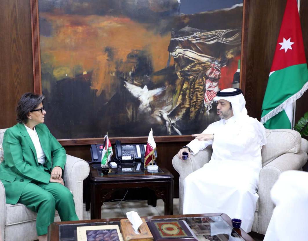 وزيرة السياحة تبحث مع رئيس قطر للسياحة سبل التعاون