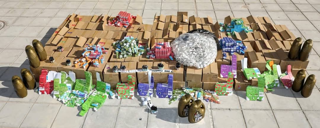 الجمارك تضبط 30 ألف عبوة جوس تدخين مقلدة