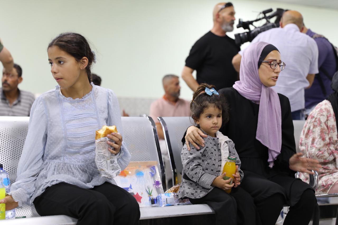 القوات المسلحة تقوم بإجلاء الدفعة السابعة من أطفال غزة المرضى