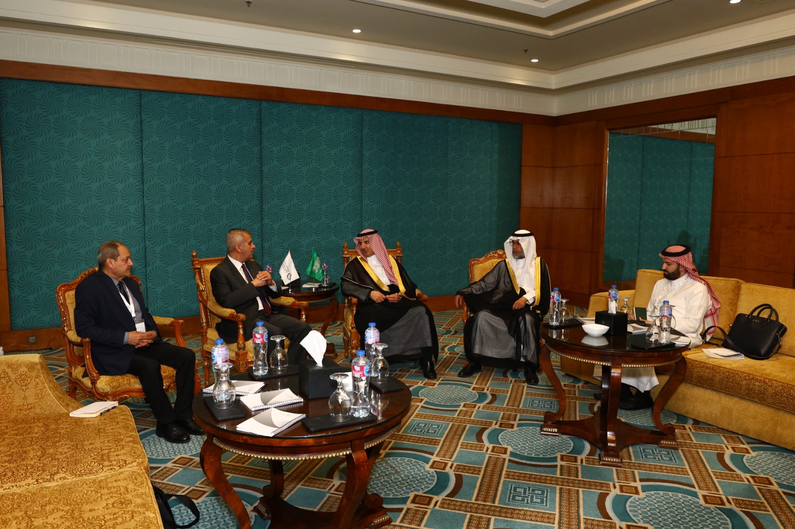 وزير الطاقة يؤكد أهمية تعزيز التعاون الأردني السعودي في المسوحات الجيولوجية