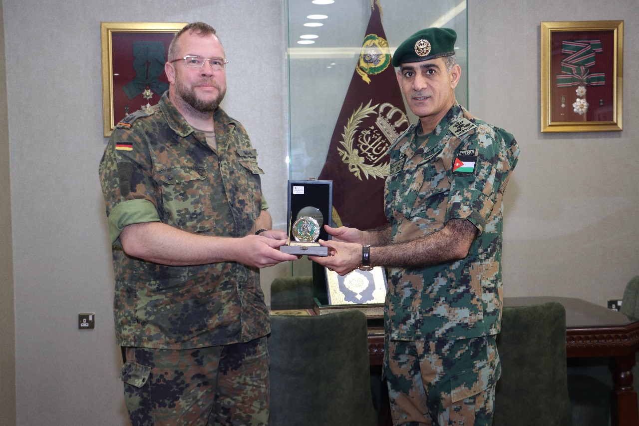 وفد عسكري ألماني يزور قيادة الحرس الملكي الخاص