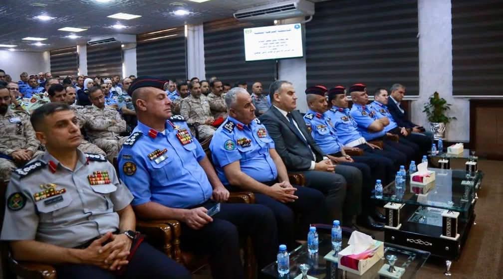 رئيس النواب يُحاضر في أكاديمية الشرطة الملكية