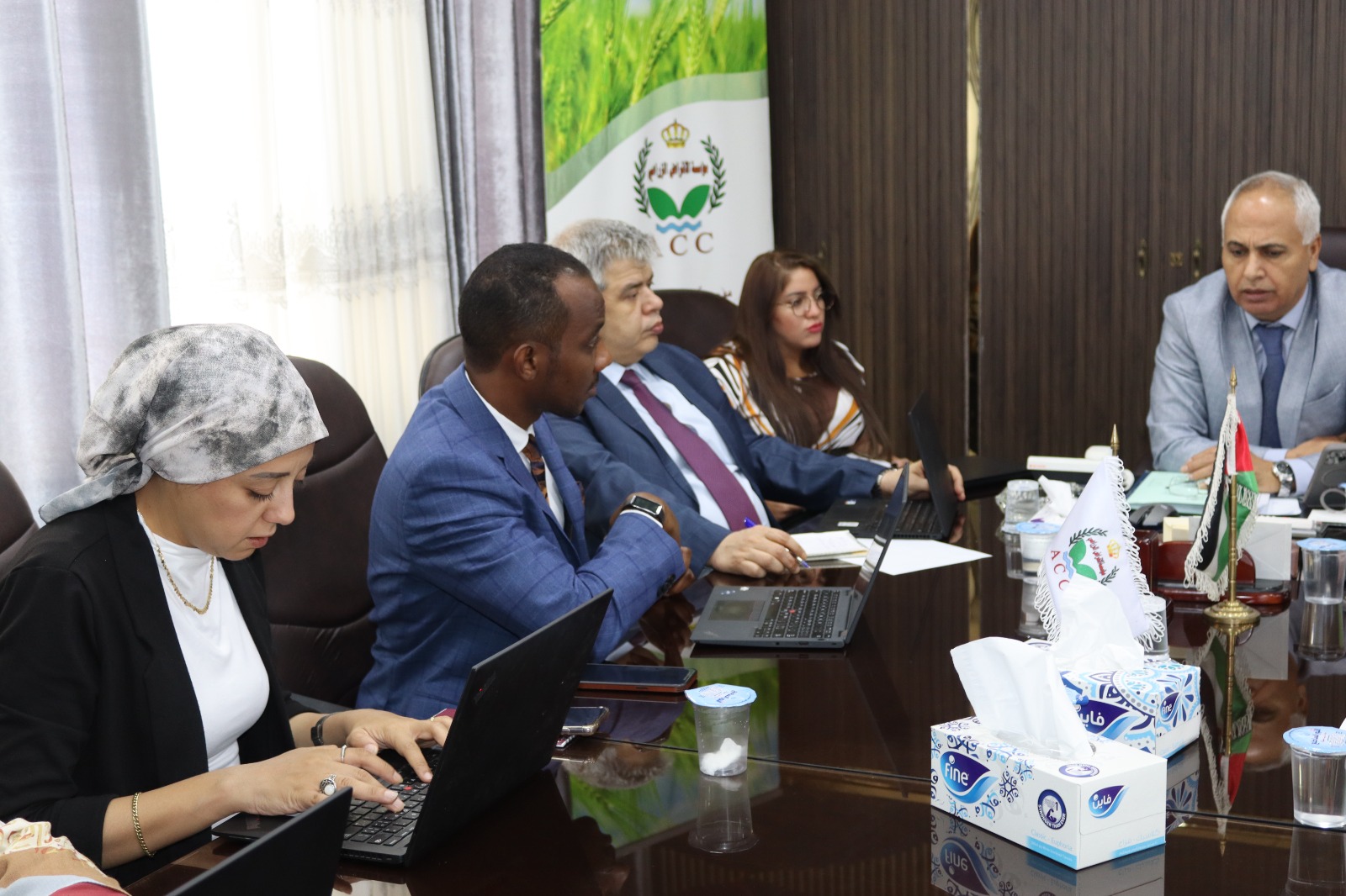 الإقراض الزراعي تبحث مع البنك الإسلامي وصندوق التضامن لتنفيذ برنامج حصاد