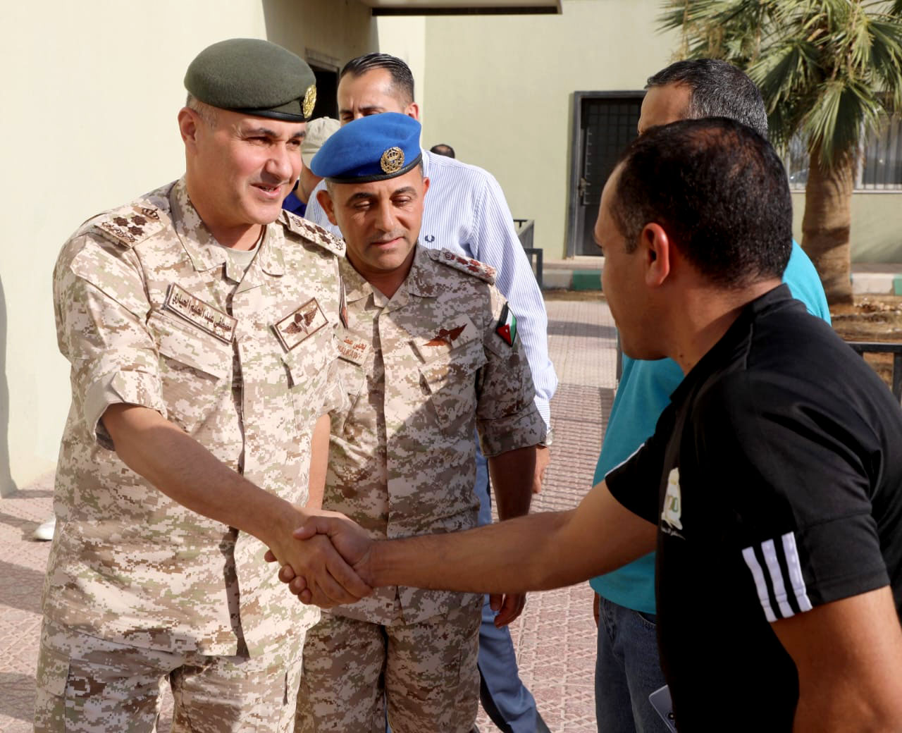 وصول طواقم المستشفى الميداني الأردني جنوب غزة/7