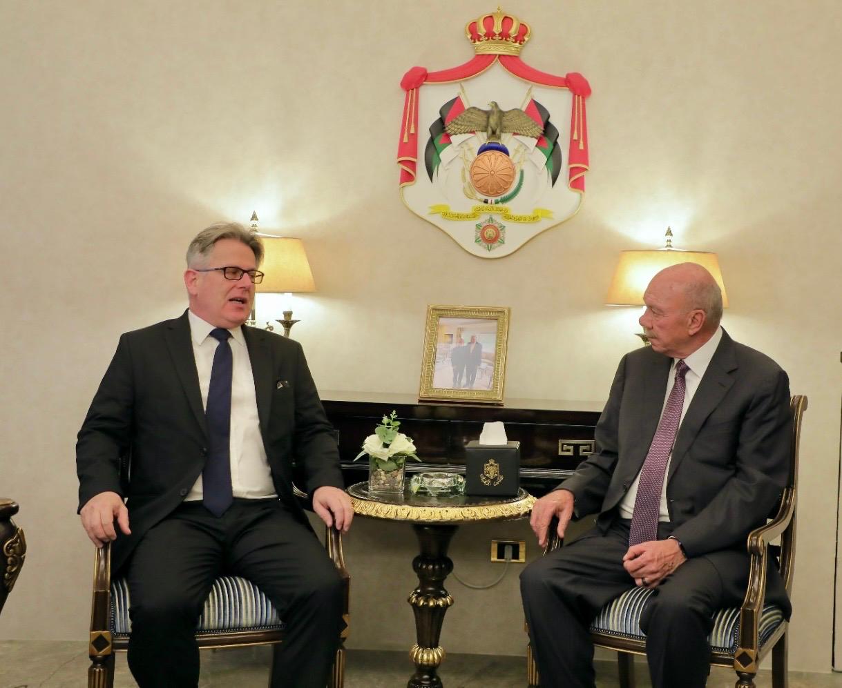 رئيس مجلس الأعيان يلتقي سفيري فرنسا والمكسيك