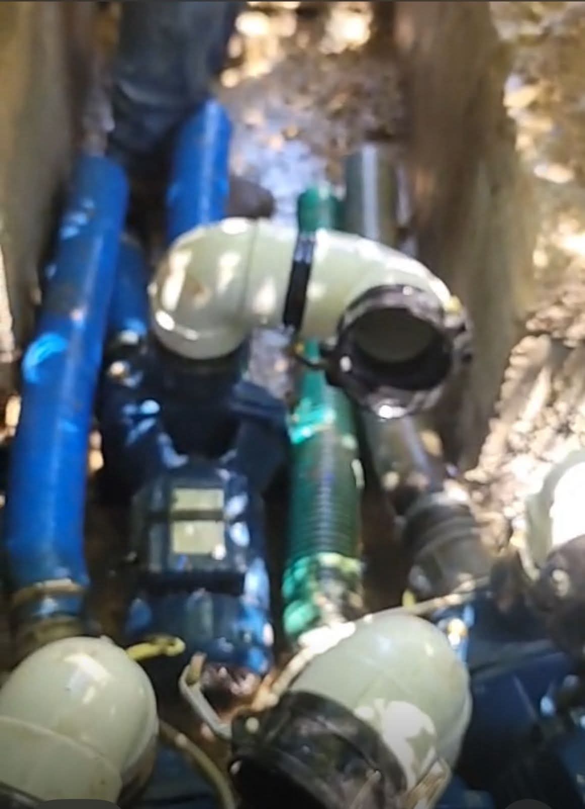 المياه تضبط اعتداءات على نبعة وادي السير وتردم آبارا مخالفة