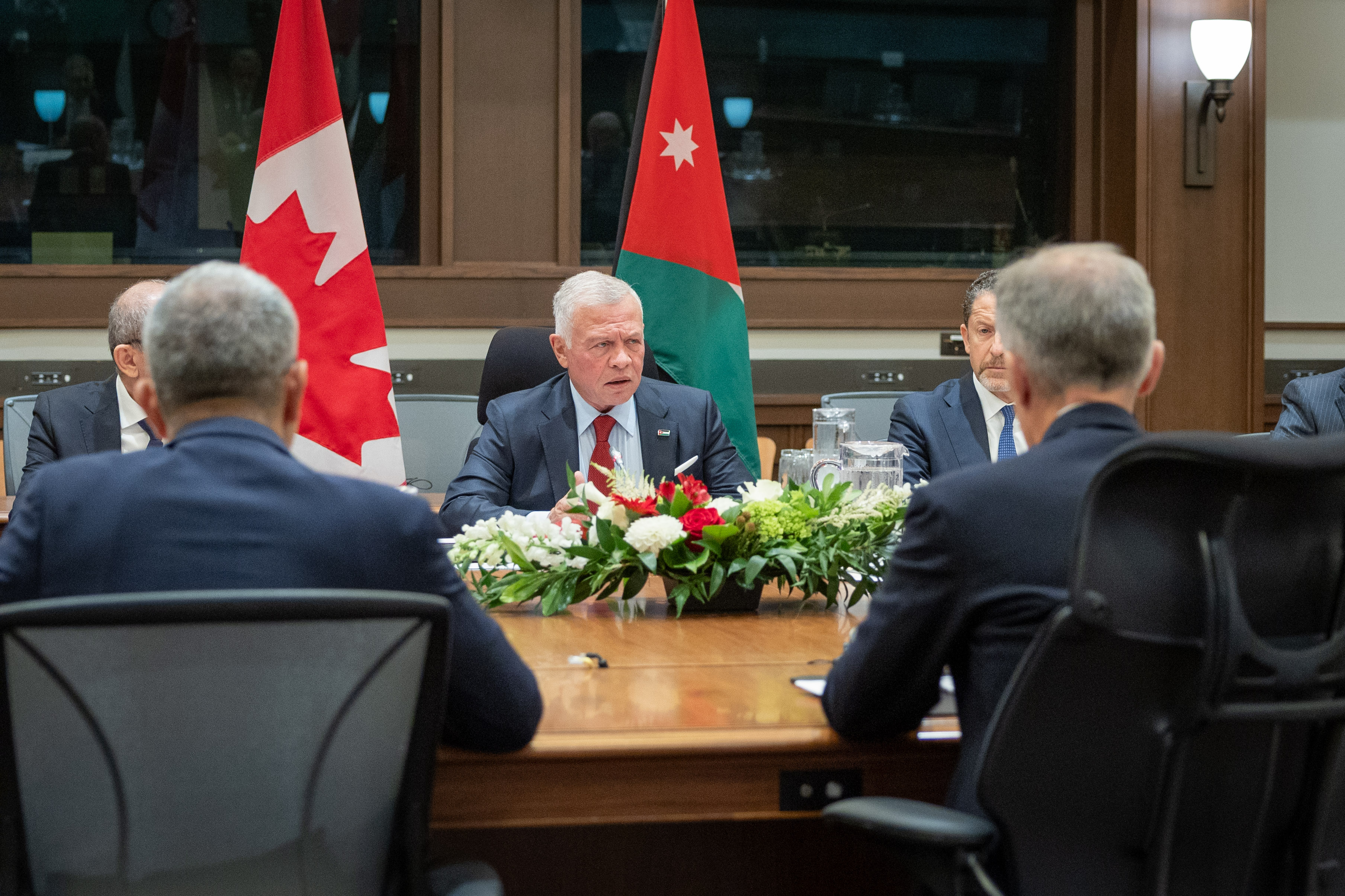 الملك ورئيس الوزراء الكندي يبحثان في أوتاوا سبل تطوير الشراكة بين البلدين وأبرز مستجدات المنطقة