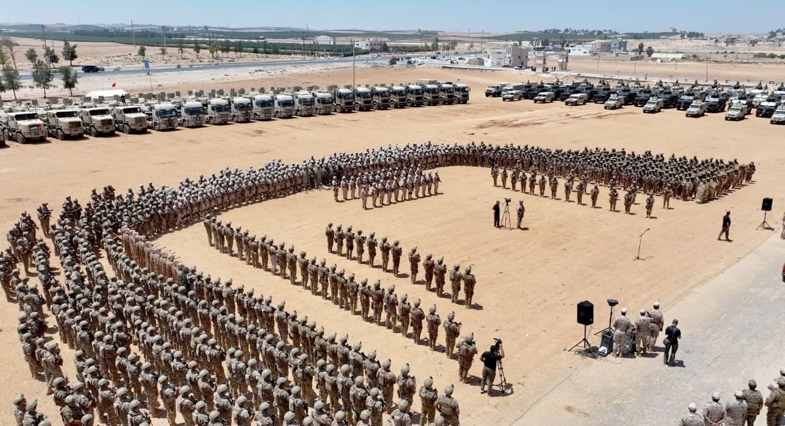 رئيس هيئة الأركان يزور الوحدات النوعية المنتشرة ضمن منطقة حدود جابر