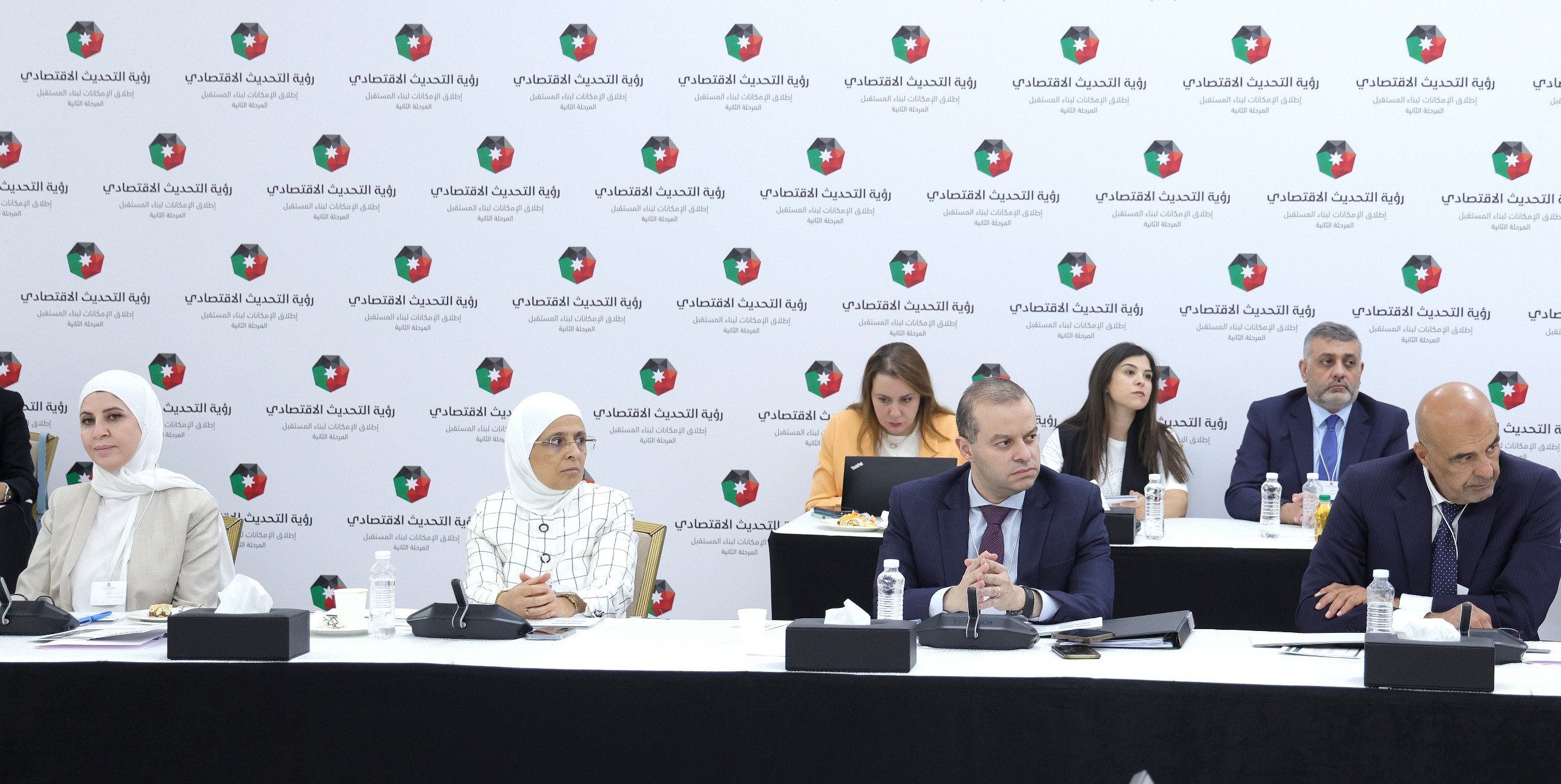 الصناعة الوطنية مدار بحث ثامن أيام ورشات المرحلة الثانية لرؤية التحديث الاقتصادي