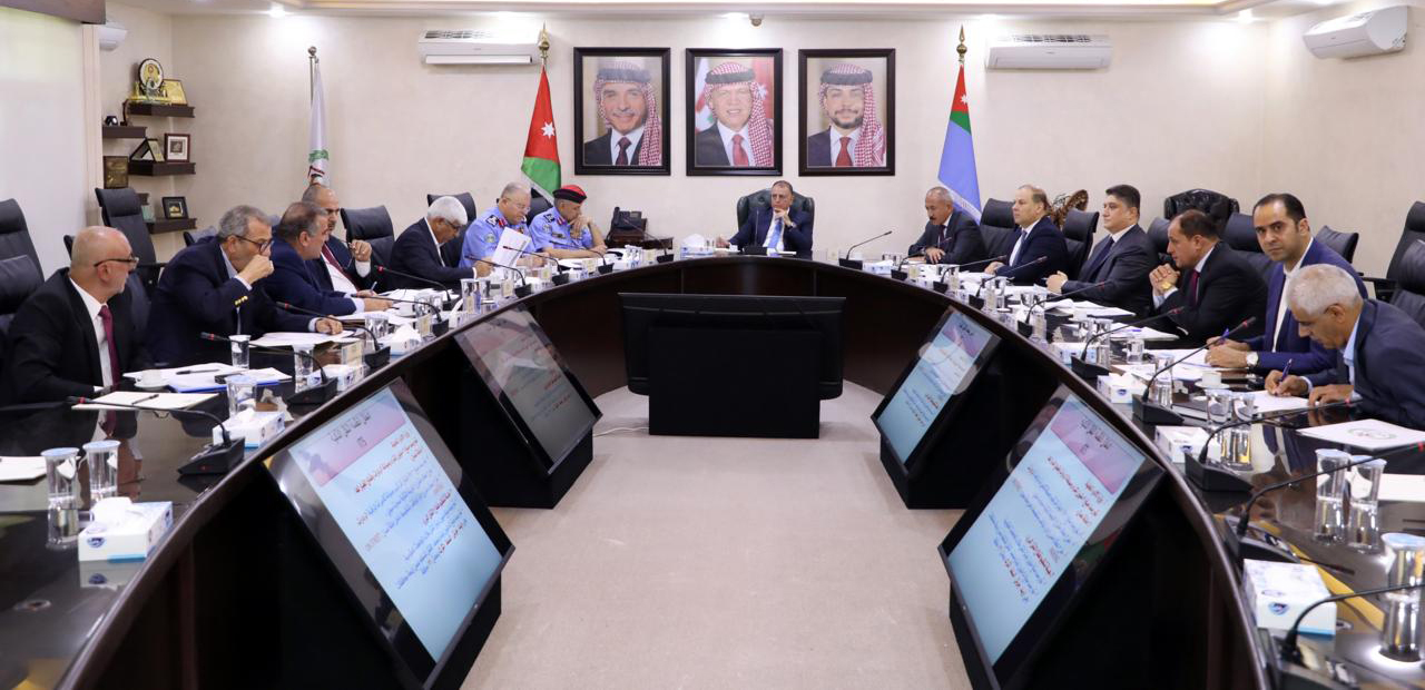 وزير الداخلية يترأس اجتماع المجلس الأعلى للسلامة المرورية