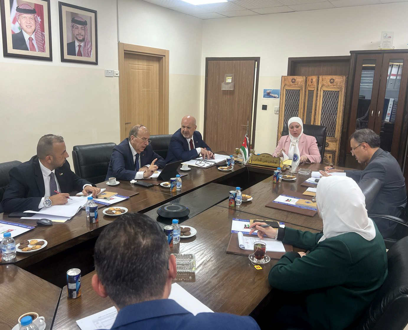 وزيرة النقل تؤكد اهمية تحديث التشريعات وتعزيز كفاءة النقل البحري 