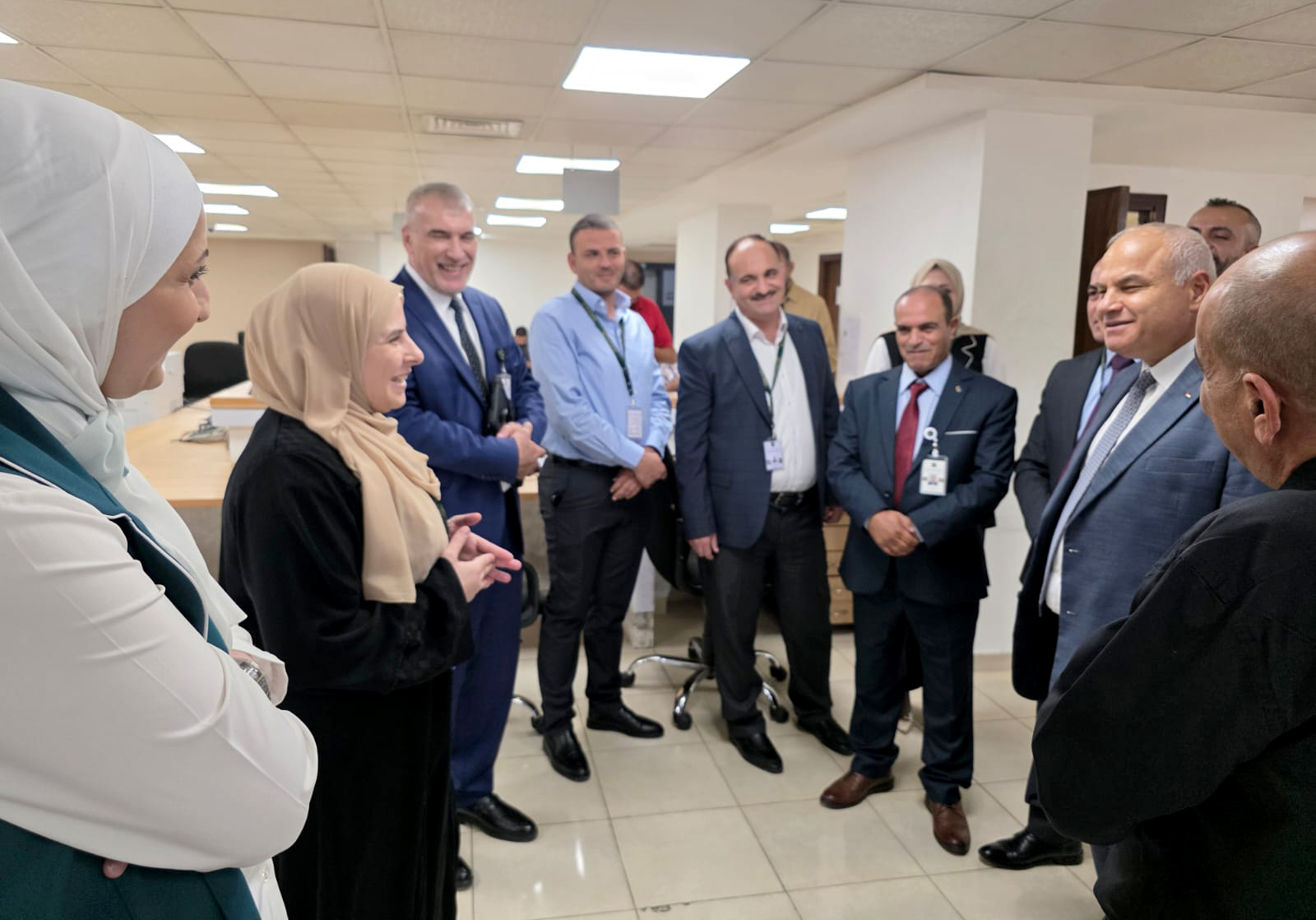 وزير العمل يتفقد فرع ضمان إربد