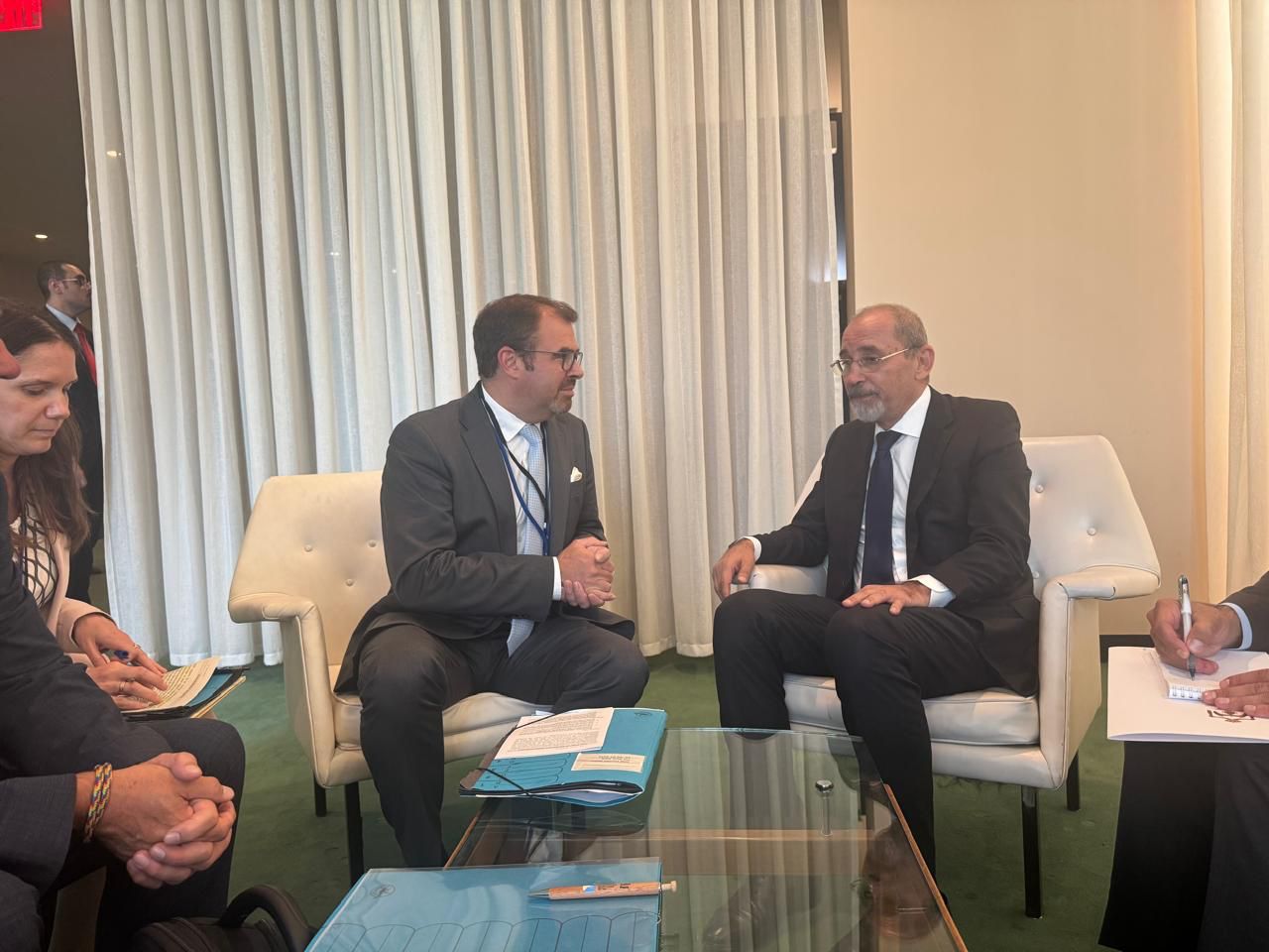 وزير الخارجية يؤكد أهمية مؤتمر حل الدولتين لدعم حقوق الشعب الفلسطيني