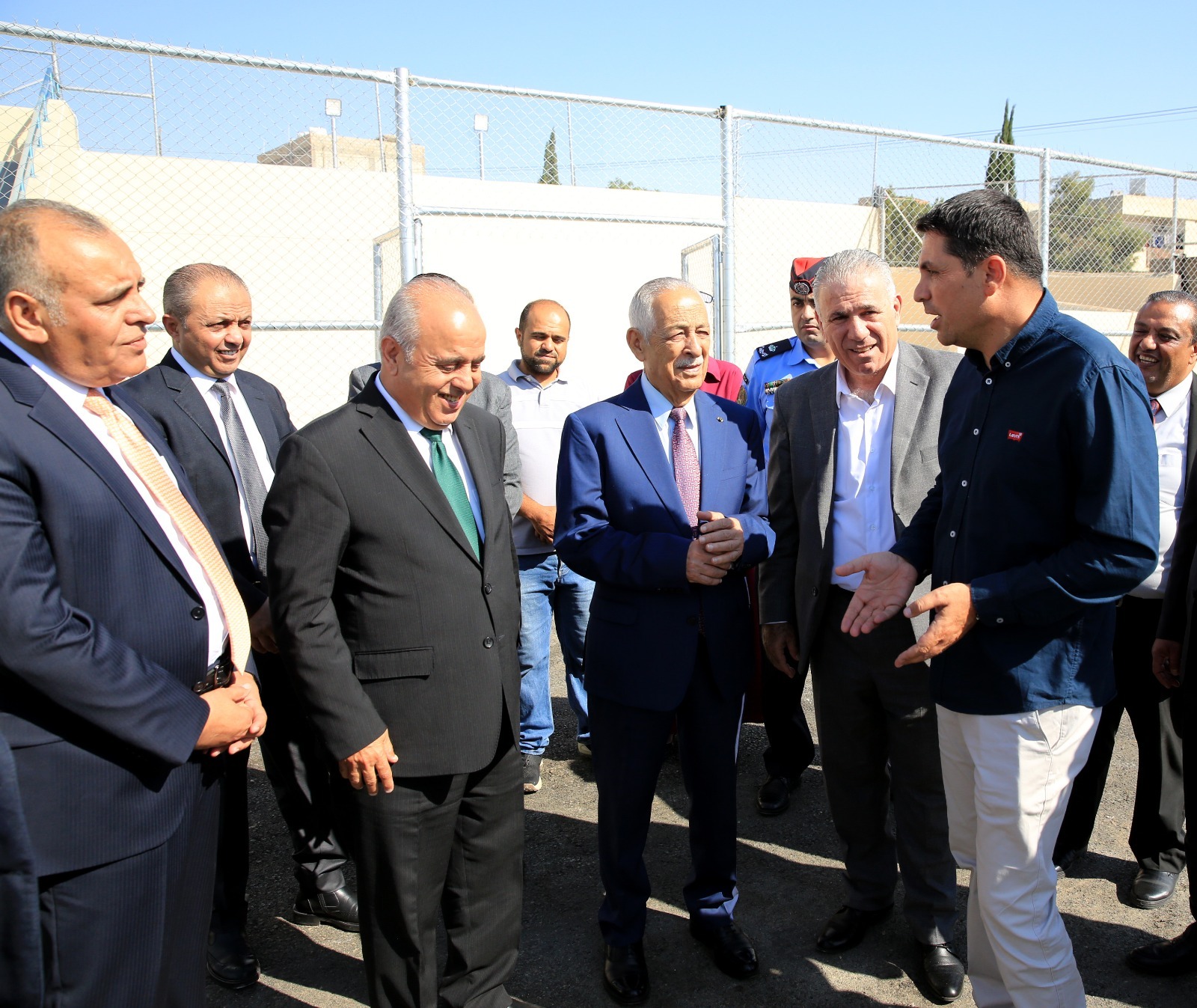 رئيس الديوان الملكي يتفقد مشاريع مبادرات ملكية في محافظة مأدبا