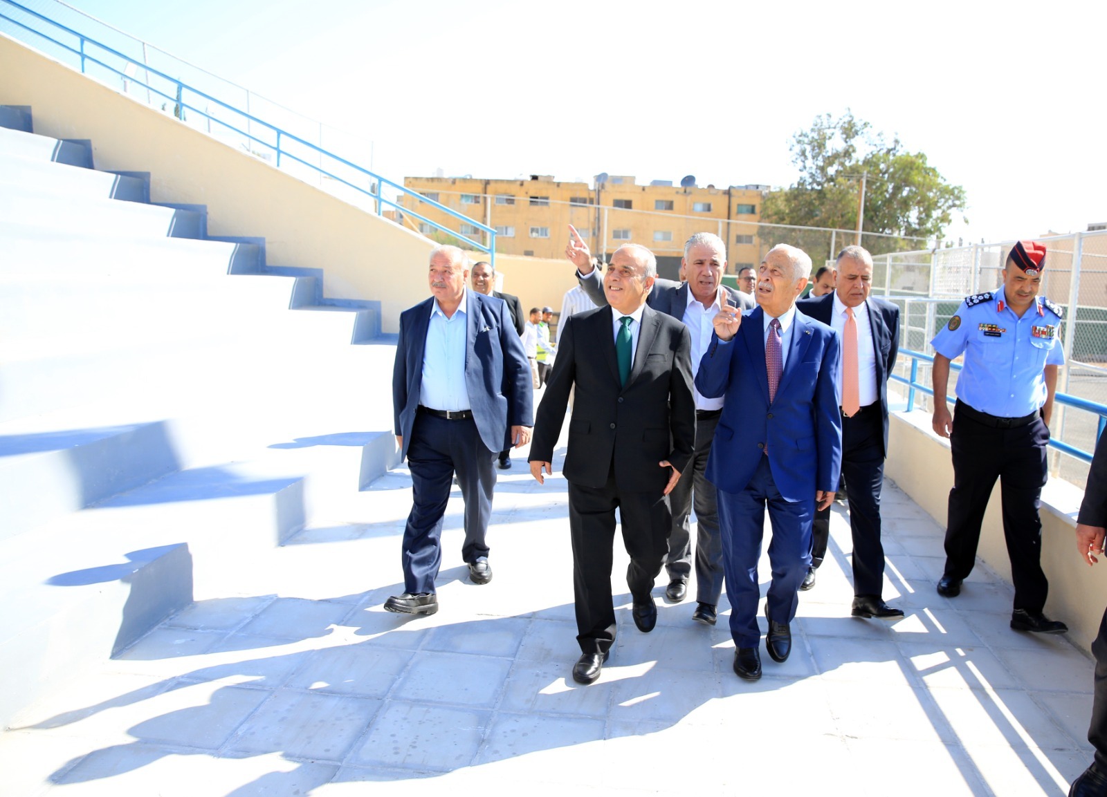 رئيس الديوان الملكي يتفقد مشاريع مبادرات ملكية في محافظة مأدبا