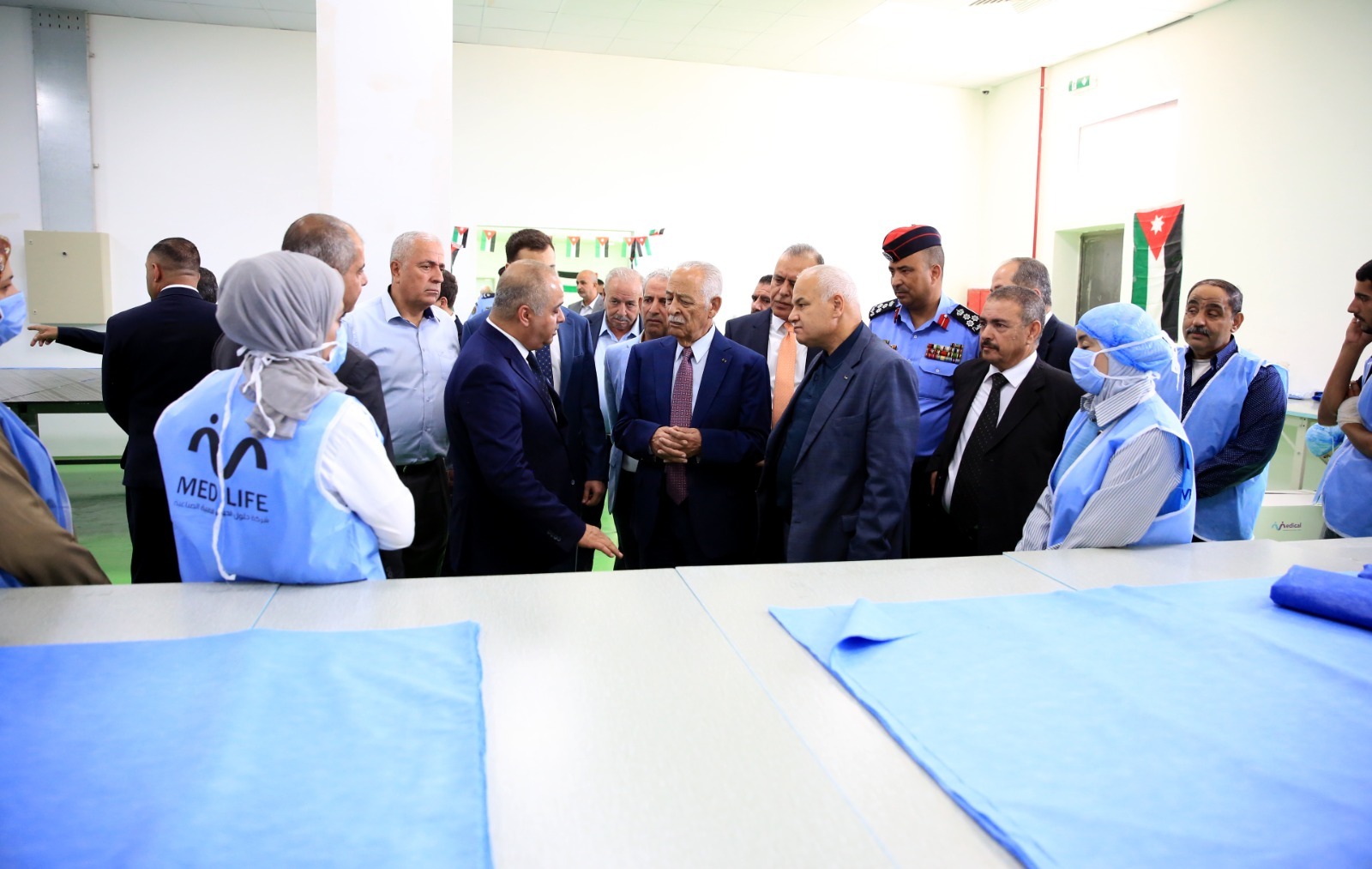 رئيس الديوان الملكي يتفقد مشاريع مبادرات ملكية في محافظة مأدبا