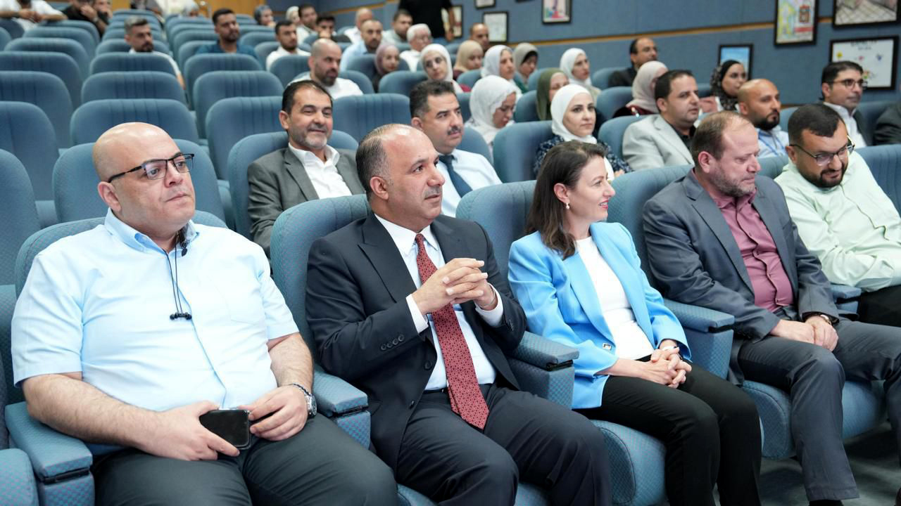 شركة توزيع الكهرباء تستضيف ورشة عمل متخصصة حول العدادات الذكية