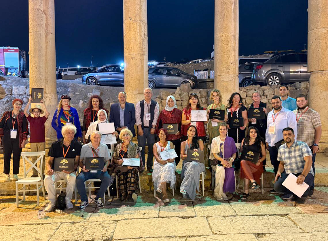 أرسم وطنك الأردن.. معرض فني في سمبوزيوم مهرجان جرش