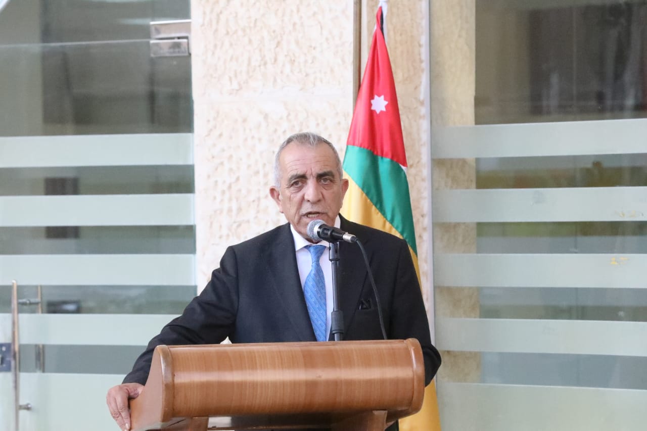 افتتاح معرض سيمبوزيوم الرسم والحروفية بالجامعة الأردنية ضمن جرش39