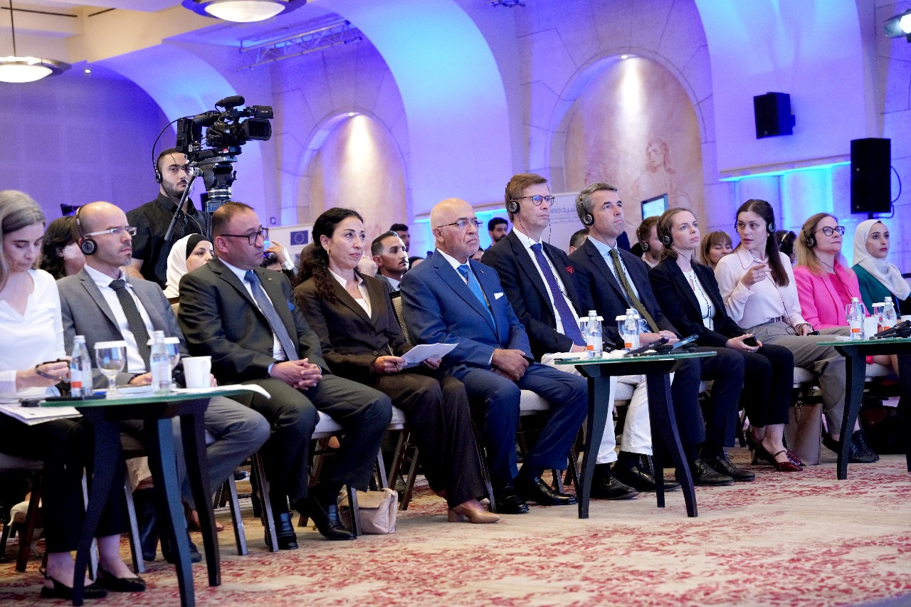 رشيد تطلق النسخة المحدثة من أداة اعرف توجهك الحزبي لتعزيز الوعي السياسي