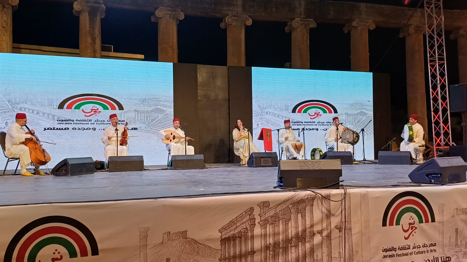 تجليات الأصالة لموروث فنيالحماسي العُماني والملحون المغربي على الساحة في جرش39