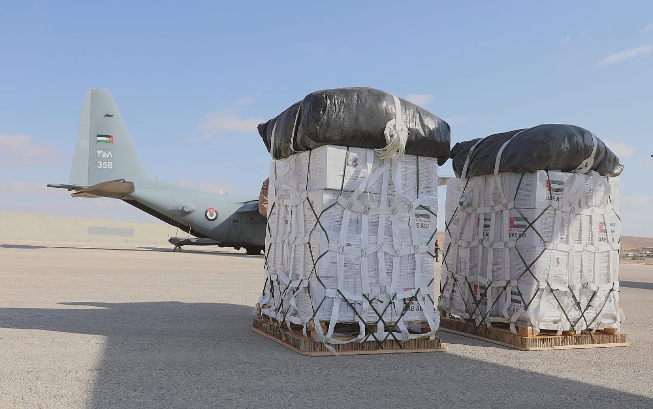 القوات المسلحة الأردنية تنفذ 7 إنزالات جوية بمشاركة دولية واسعة