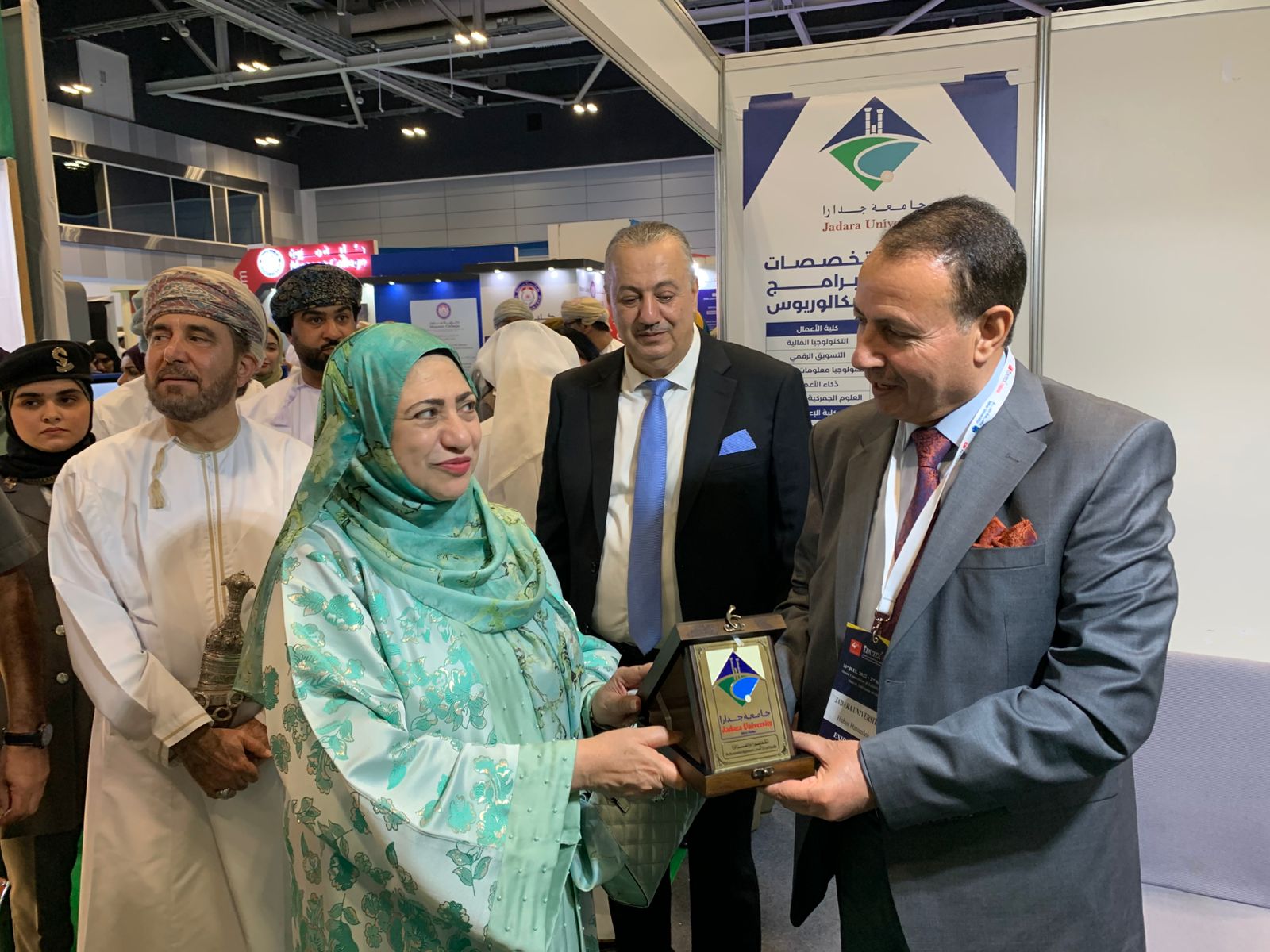 جدارا تشارك بالمعرض الدولي لمؤسسات التعليم العالي في سلطنة عُمان