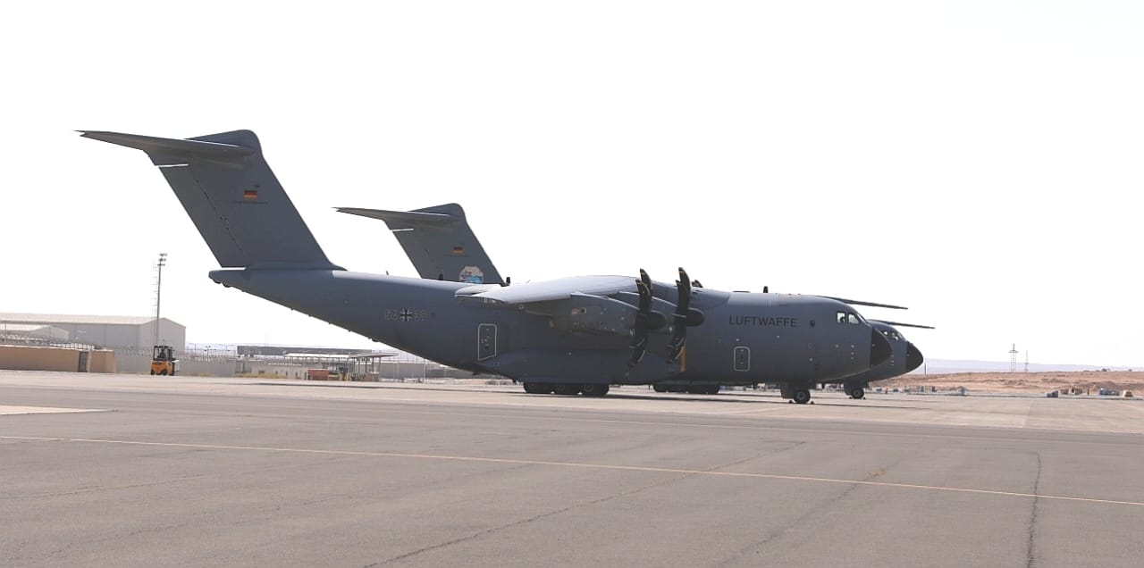 القوات المسلحة الأردنية تنفذ 7 إنزالات جوية بمشاركة دولية واسعة