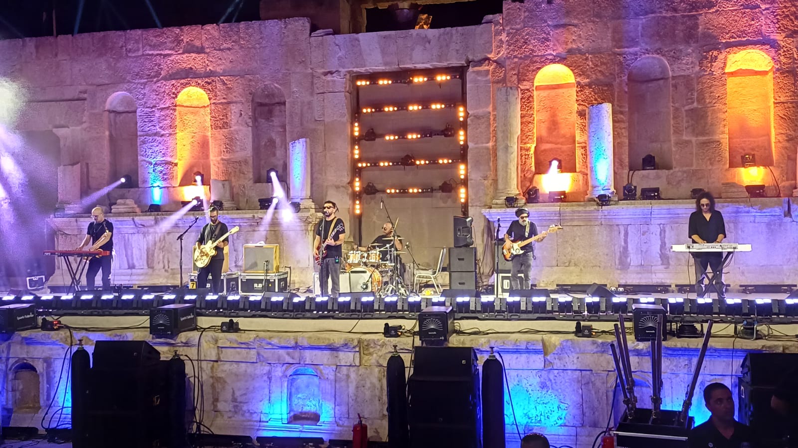 فرقة اتوستراد الاردنية تحلق في فضاءات الشمالي ضمن جرش39