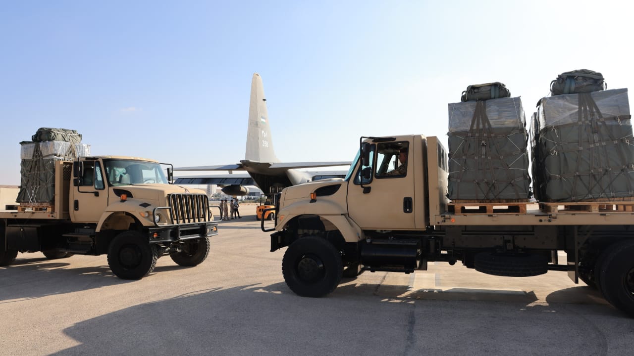 القوات المسلحة الأردنية تنفذ 5 إنزالات جوية بمشاركة عدد من الدول الشقيقة والصديقة