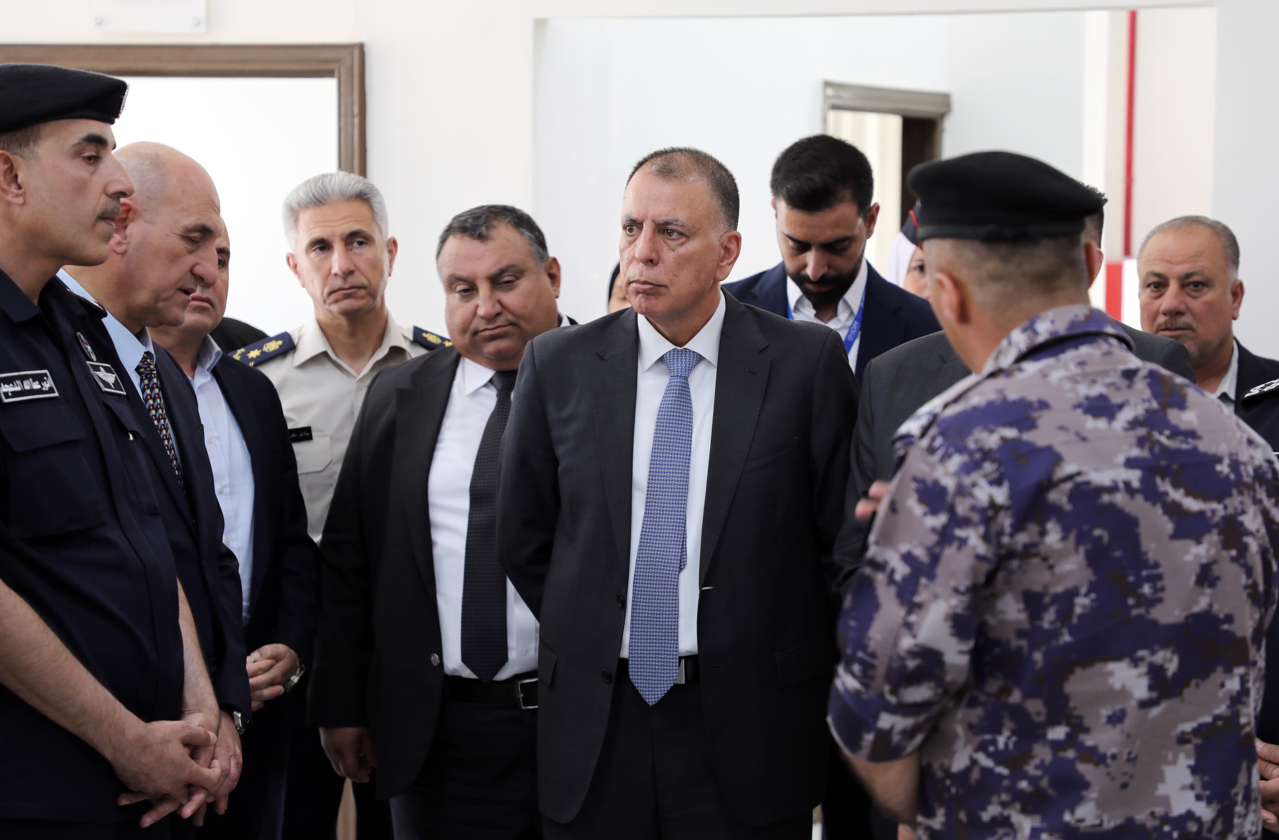 وزير الداخلية يتابع تمرينا ميدانيا لمحاكاة الاستجابة للطوارئ الصحية في مركز حدود جابر