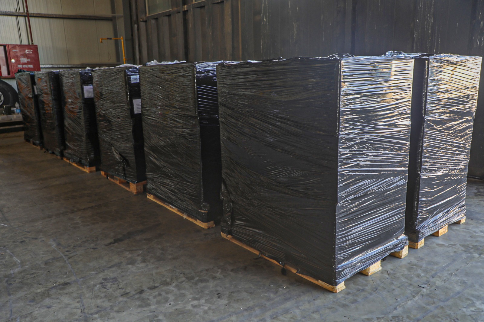 القوات المسلحة الأردنية تستمر بإرسال المساعدات إلى قطاع غزة جواً