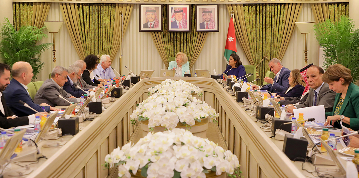 ثقافة الأعيان تطلع على الاستراتيجية الوطنية للقراءة