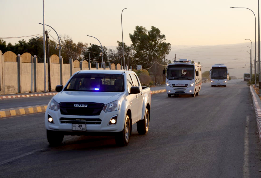 القوات المسلحة تجلي الدفعة التاسعة من أطفال غزة المرضى للعلاج في الأردن