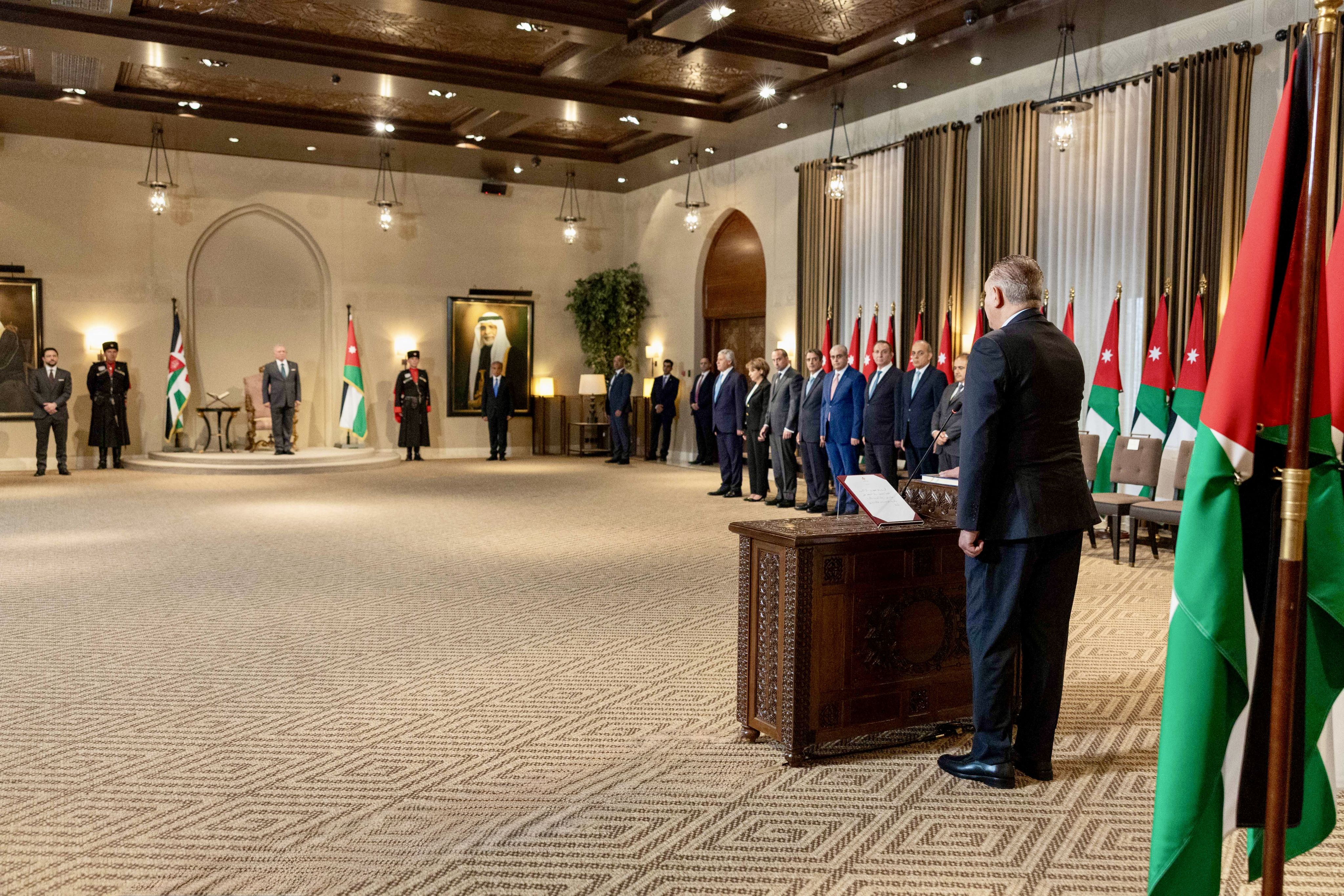 إرادة ملكية بالموافقة على إجراء تعديل على حكومة الدكتور حسان