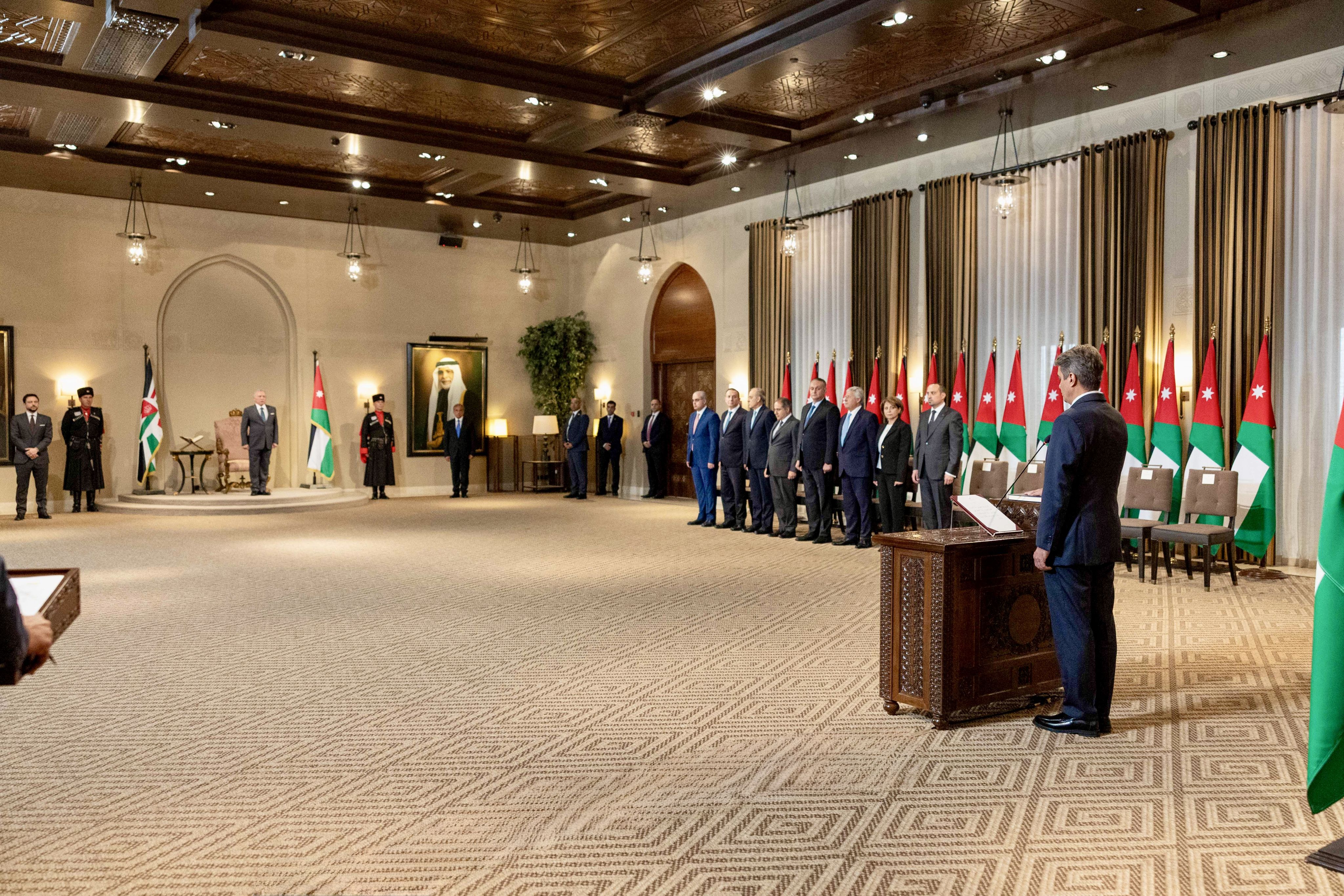 إرادة ملكية بالموافقة على إجراء تعديل على حكومة الدكتور حسان