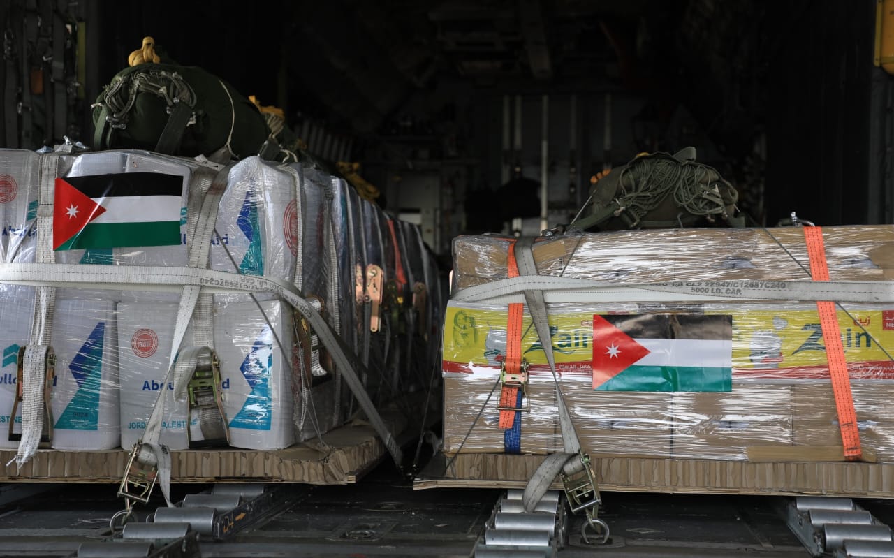 القوات المسلحة تنفذ إنزالات جوية جديدة على غزة بالتعاون مع دول شقيقة وصديقة