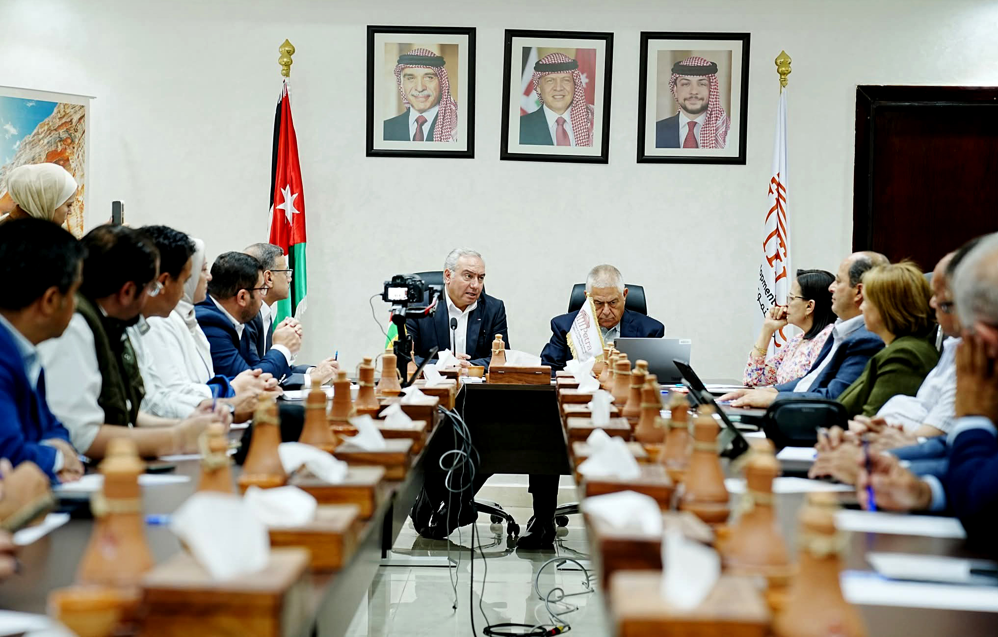 إقليم البترا ومجلس أموال الضمان يبحثان فرص الاستثمار