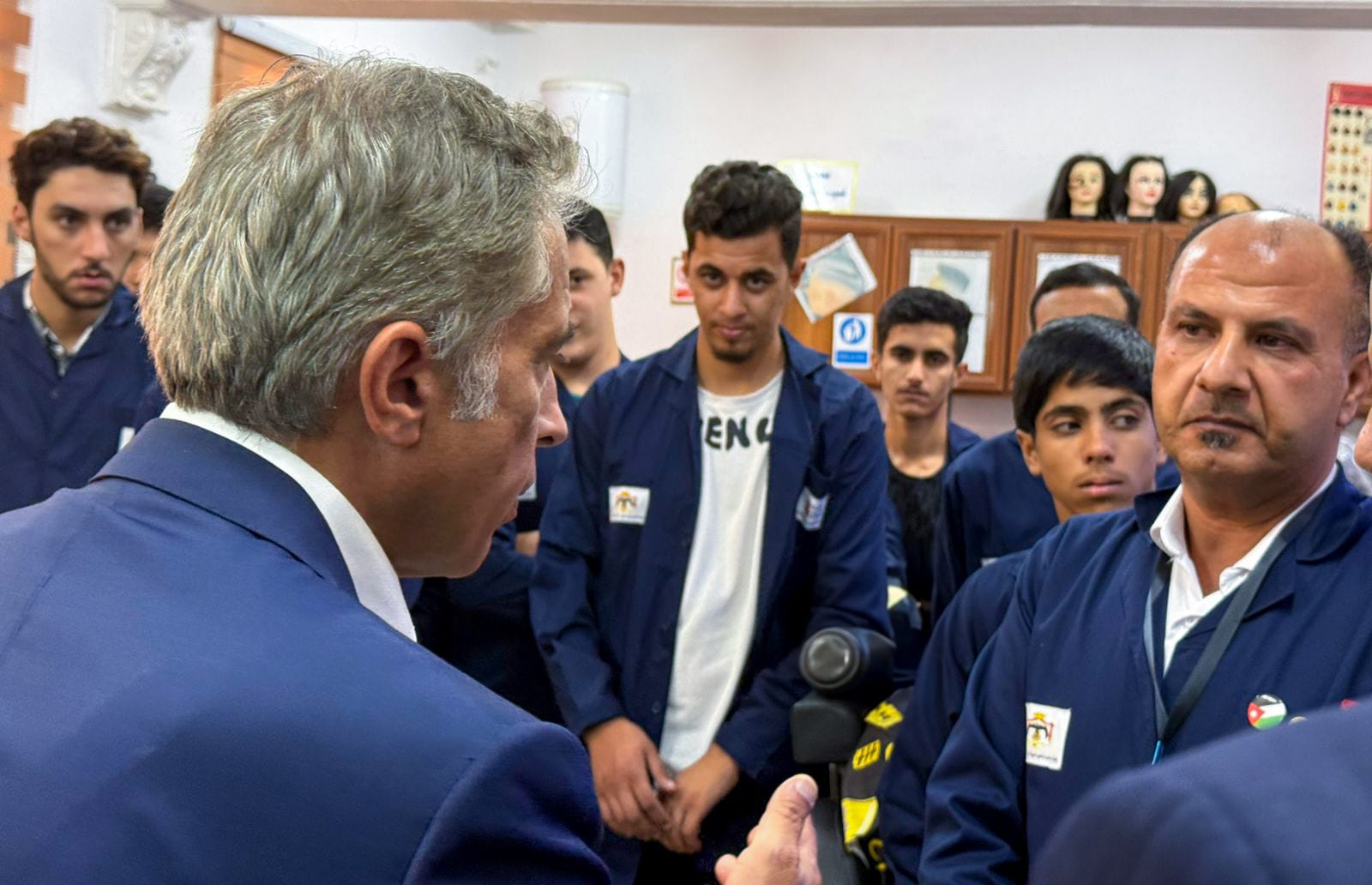 رئيس الوزراء يتفقد ستة مواقع تنموية وخدمية في محافظة الكرك