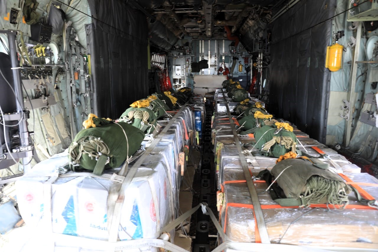 القوات المسلحة تنفذ إنزالات جوية جديدة على غزة بالتعاون مع دول شقيقة وصديقة