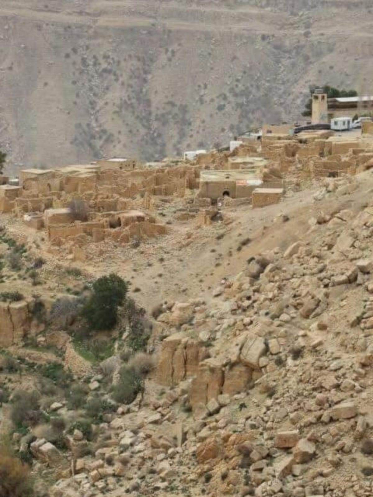 قرية المعطن في الطفيلة.. وجهة سياحية على مسار درب الأردن