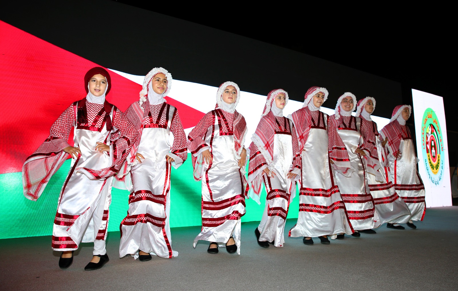 300 طفل يختتمون فعاليات النادي الصيفي فرسان العلم