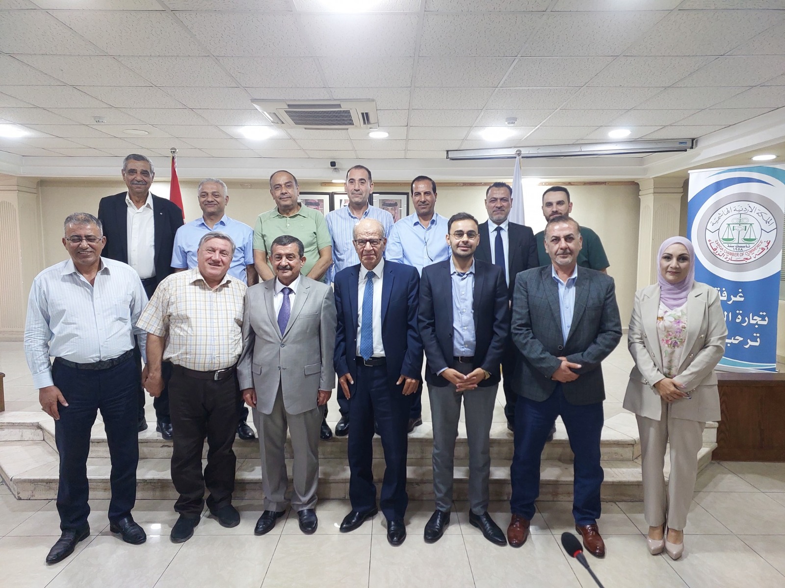 بحث التعاون بين غرفة التجارة وبلدية الزرقاء