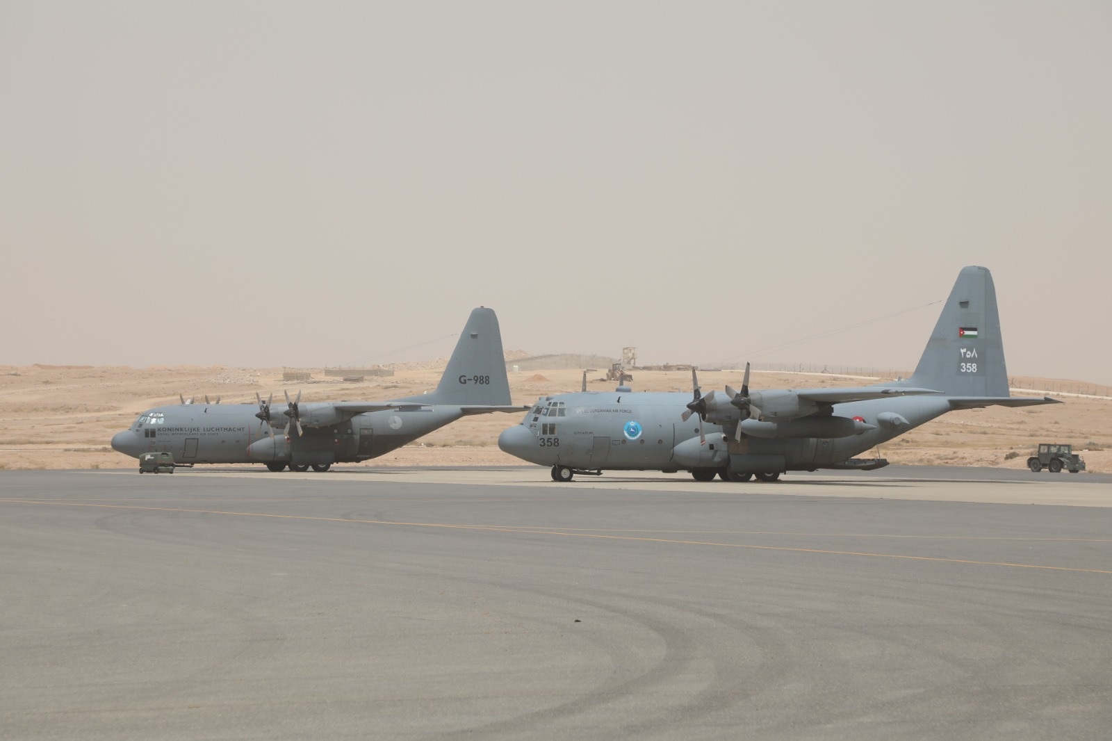 الأردن يواصل إرسال المساعدات إلى غزة عبر إنزالات جوية جديدة