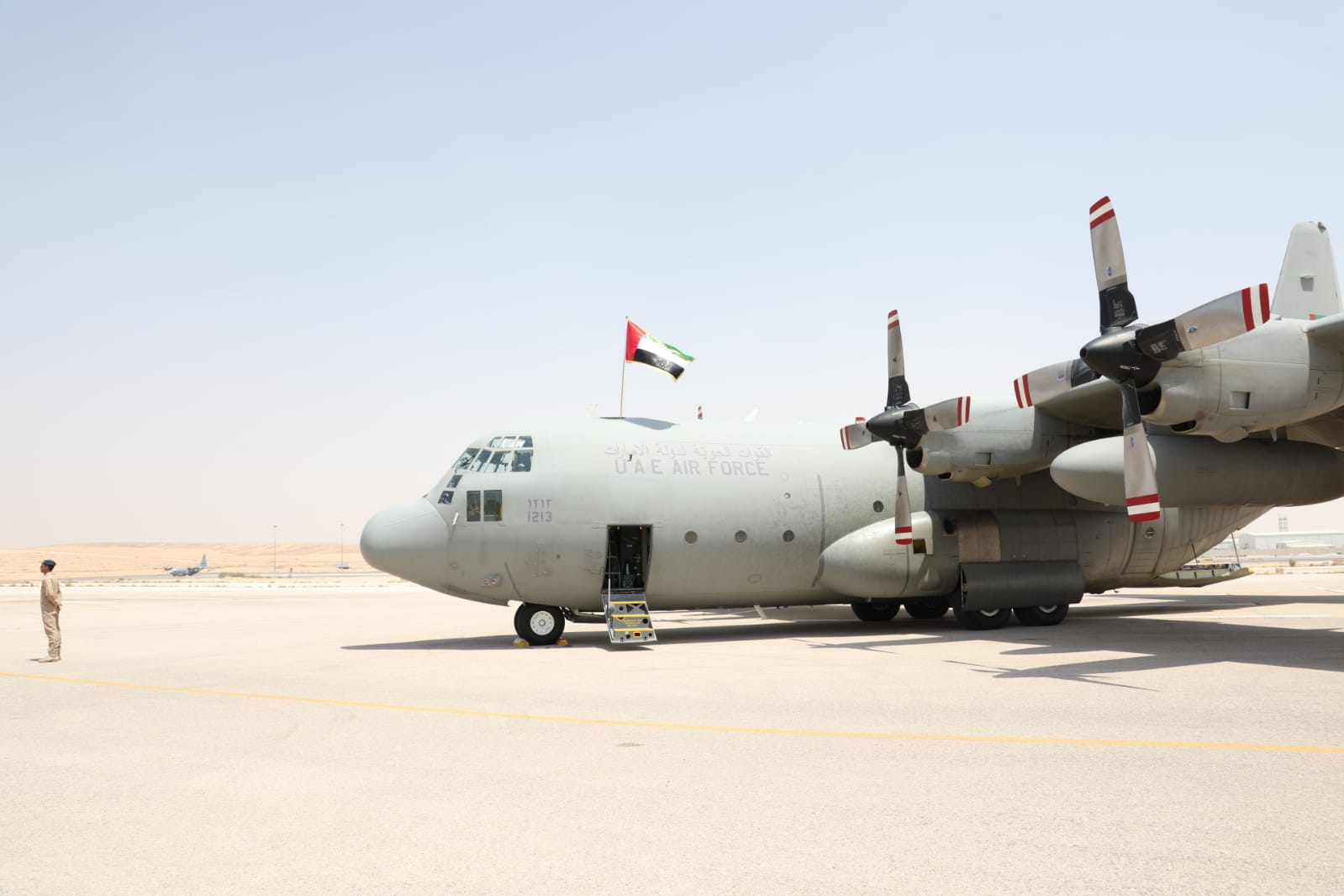 الأردن يواصل إيصال المساعدات إلى غزة عبر إنزالات جوية جديدة