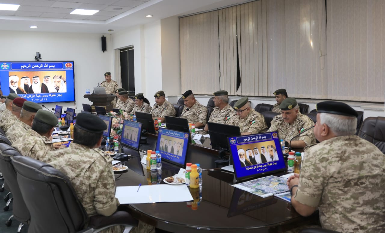 رئيس هيئة الأركان يزور مديرية الخدمات الطبية