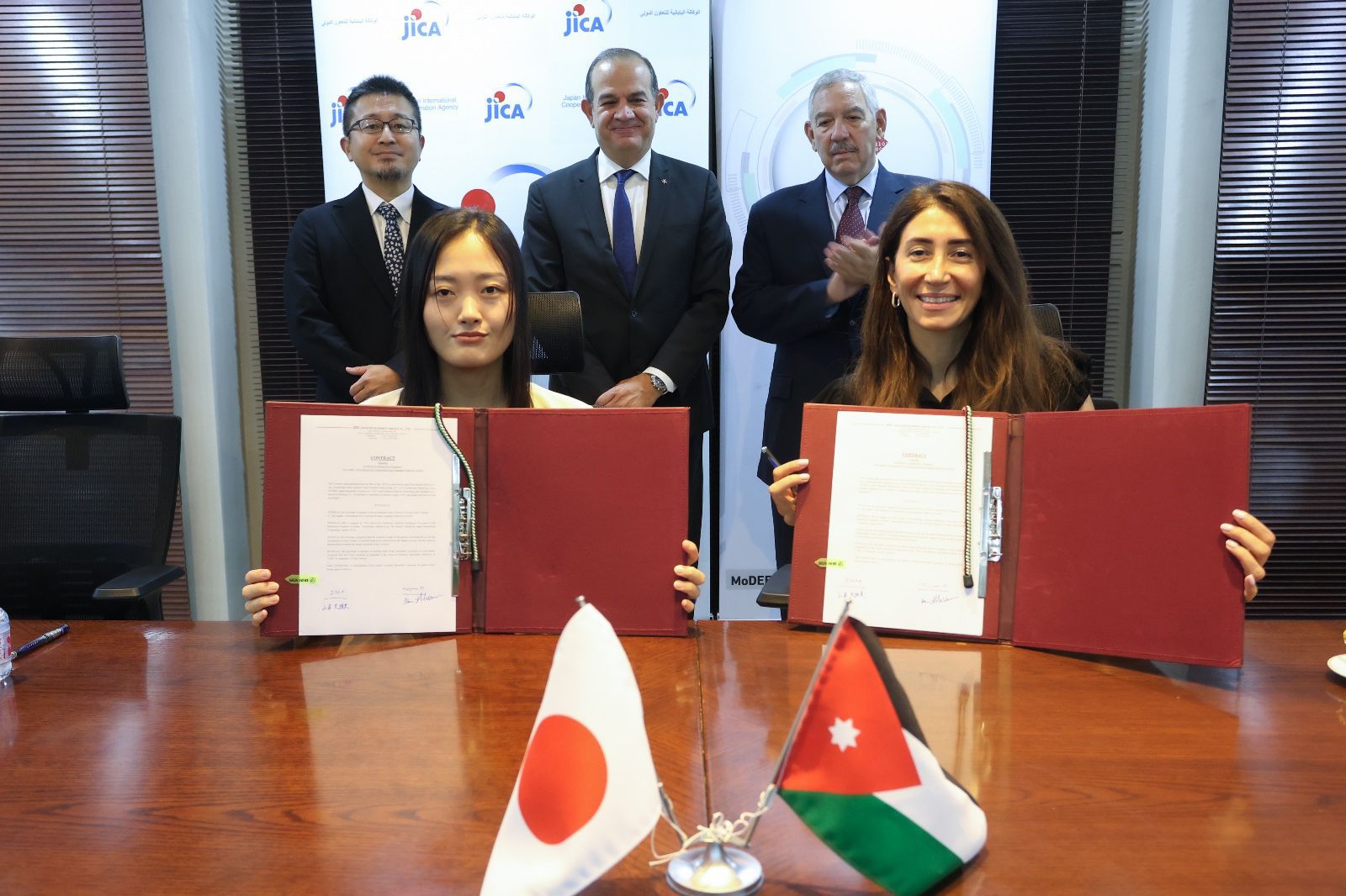 توقيع عقد تنفيذ مشروع نظام مساعد ذكي لصالح العقبة الاقتصادية